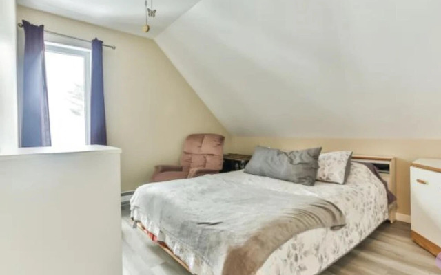 Stunning 2-bed House in Gatineau