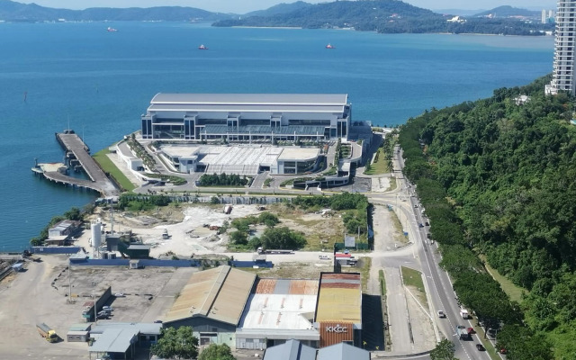 Jesselton Quay Suites