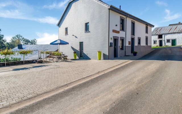 Holiday Home in Houffaliz With Garden
