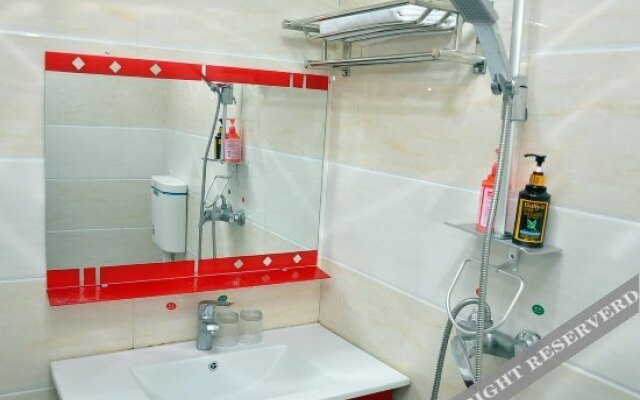 Yixin Business Hotel