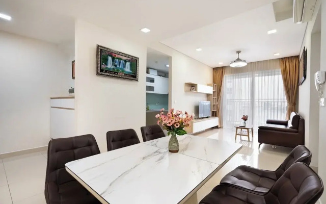 Gin House - Golden Mansion APT Phu Nhuan