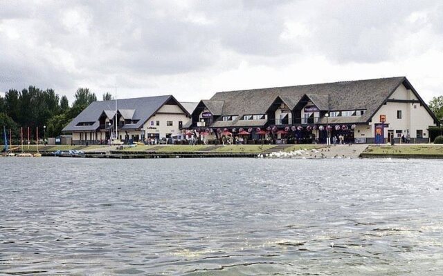 Premier Inn Milton Keynes East Willen Lake