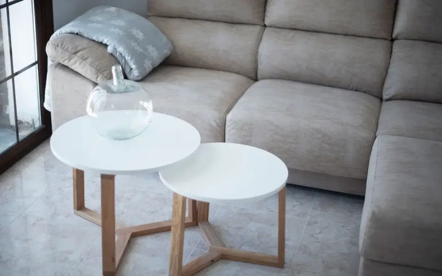 Semi-Detached House 2 (R86)