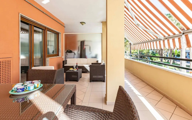 Brand New Apartment with Terrace Solarium & Gym