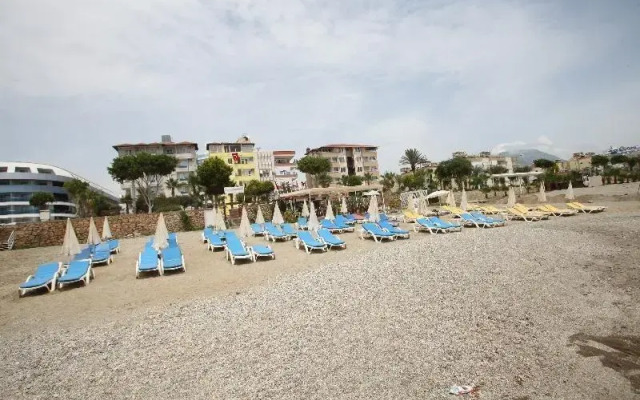 San Fransisco Beach Hotel
