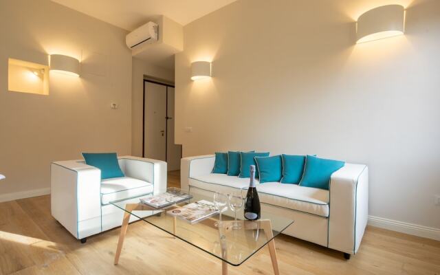 Ponte Vecchio White by Mmega