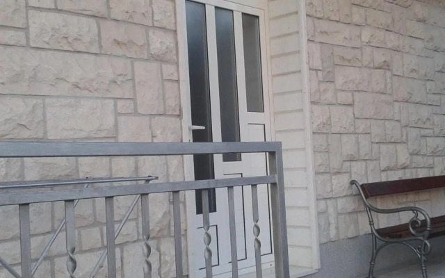 Studio apartman Latica