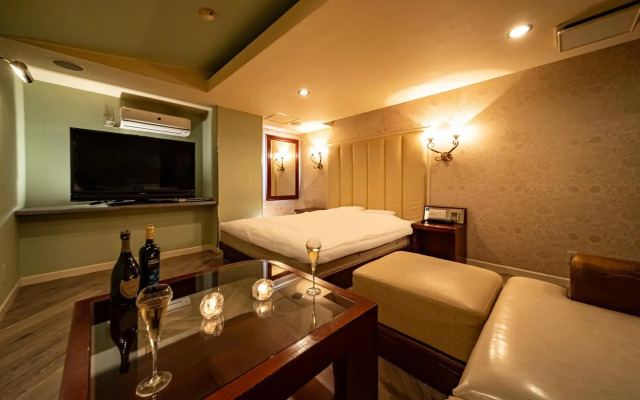 Hotel Mint - Adults Only