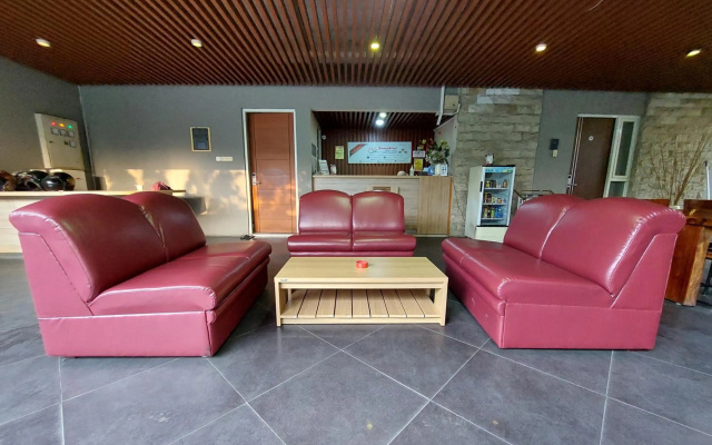 Zen Rooms Wadung Asri