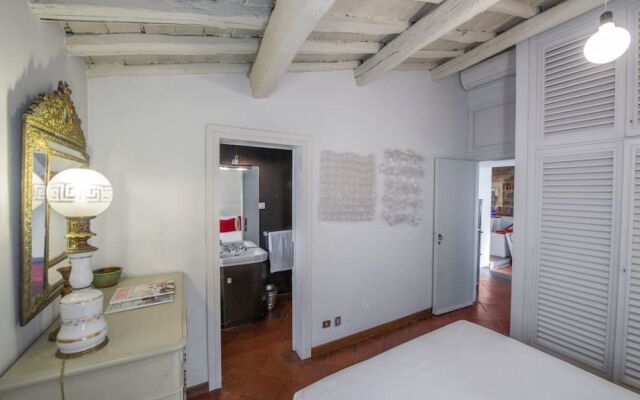 Unique 3 Bed Flat In The Heart Of Trastevere