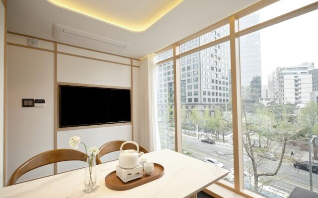 UH Suite Seoul Deoksugung