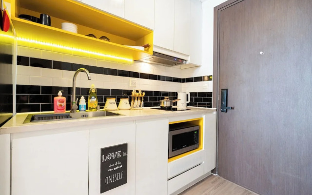 Annie  Apartment - Rivergate Resident