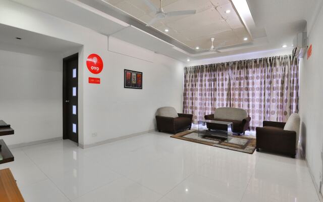 OYO 15508 Shreeji Sangeet Apartments