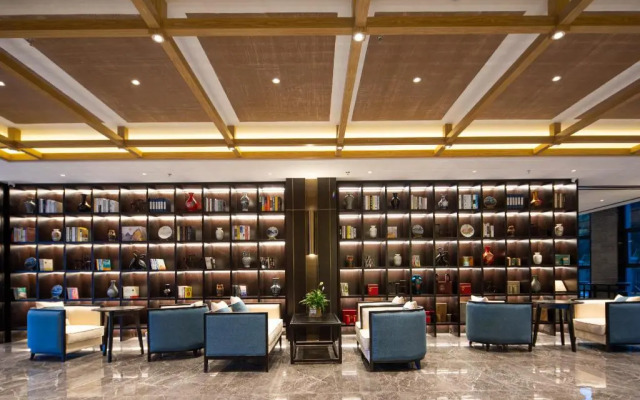 Rezen Dong Hotel (Hangzhou Xixi Longhu Paradise Walk)