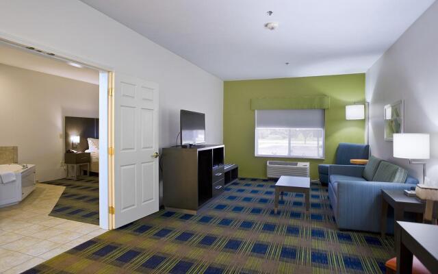 Holiday Inn Express Hotel & Suites Vermillion, an IHG Hotel