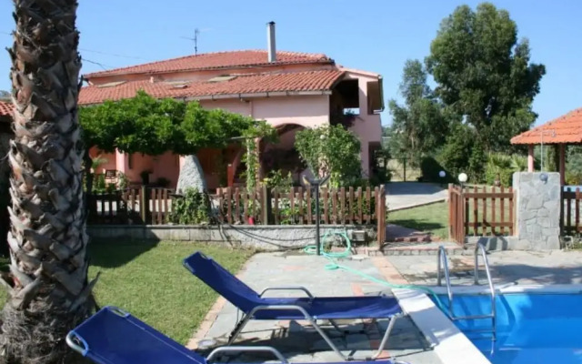 Villa in Cilento With Private Pool and sea Views