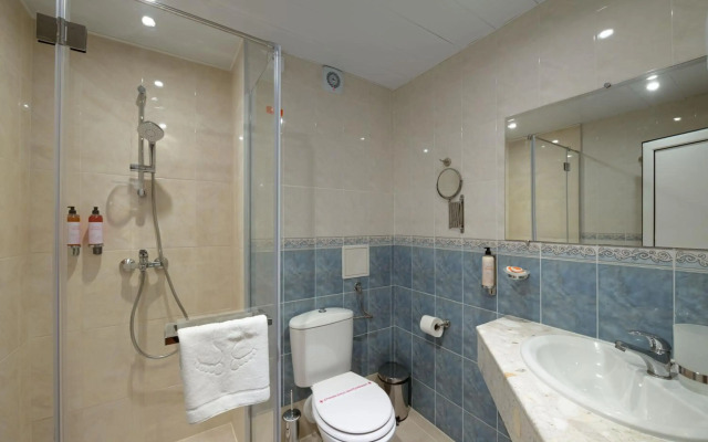 Aphrodite Beach Hotel