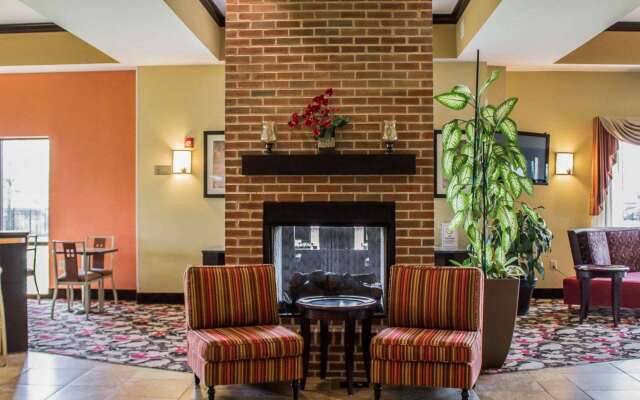 Comfort Suites Columbus East Broad