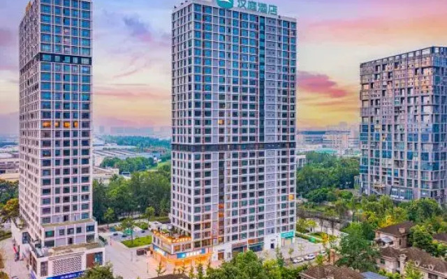 HanTing Hotel (Chengdu Gaoxin Baoshuiqu Longhu Shuxin Tianjie)