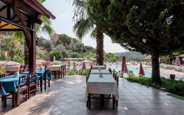 Pink Palace Hotel