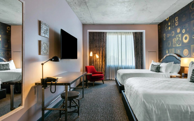 Cambria Hotel Nashville Downtown