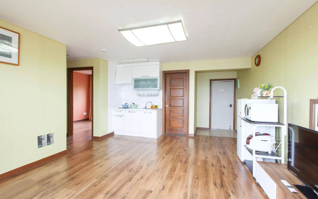 Rothem House