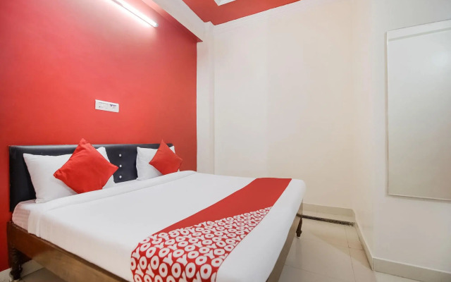 Ravi Palace by OYO Rooms