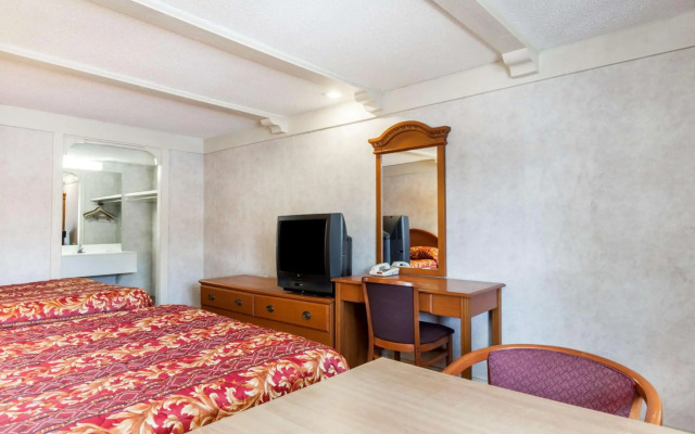 Travelodge by Wyndham Elkton University Area