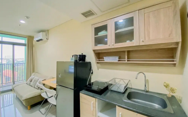 Good Place And Homey 1Br Apartment At Pejaten Park Residence