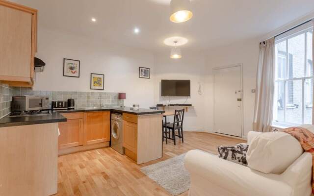Charming Property in Clapham