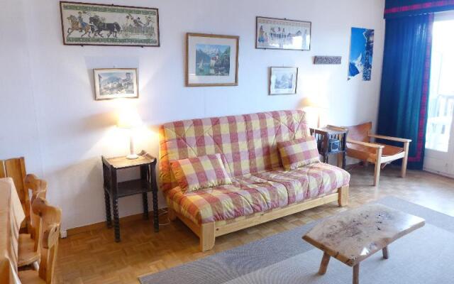 Apartment Marigny Cervin