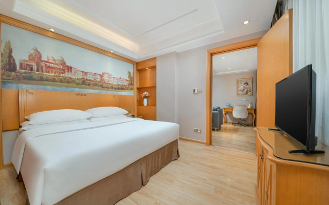 Vienna Hotel Shenzhen (FuYong metro station branch) – Guest Rooms – Shenzhen