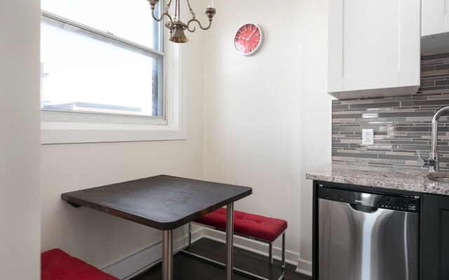 Architectural 2BR in Mile End by Sonder