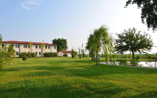 Quaint Apartment in Codigoro with Pool and Sauna