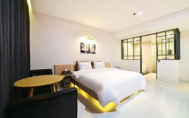 Yeosu K-boutique Hotel