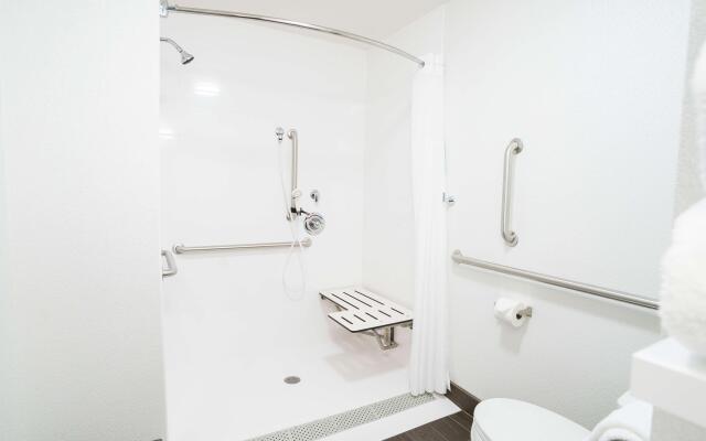 Hampton Inn Clarks Summit