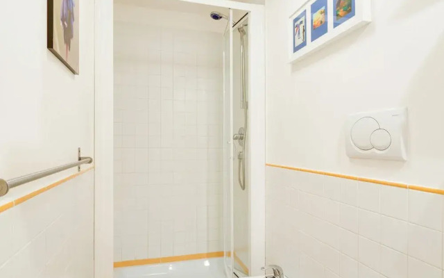 Rome as you feel - Piazza dei Satiri Studio