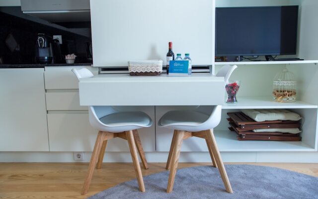 Almada Story Apartments by Porto City Hosts