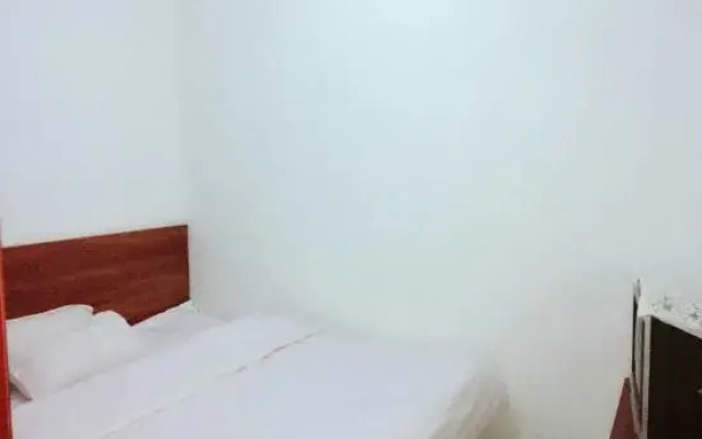 Zhumadian health Hotel