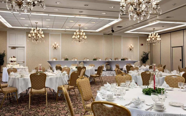 Delta Hotels by Marriott Burlington