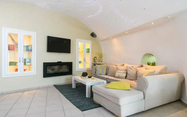 Suite Home Santorini