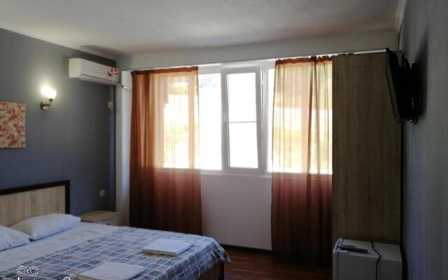 Mirraflores Hotel