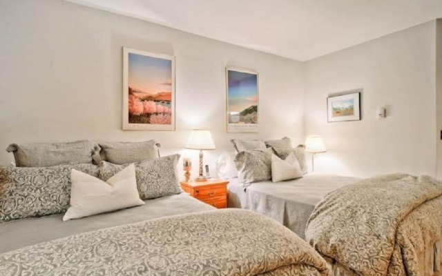 Luxury 3 Bedroom Mountain Vacation Rental in the Heart of Lionshead Village in Vail