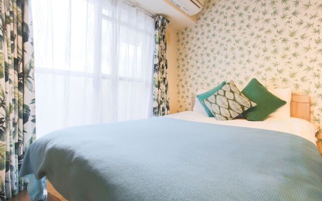 Grand Court Namba 701