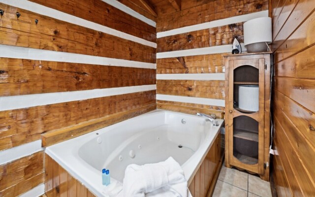 Together Always 1 Bedroom Cabin by Heavenly Views Resort