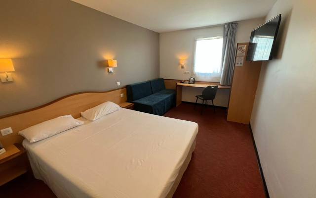 Brit Hotel Confort Montauban