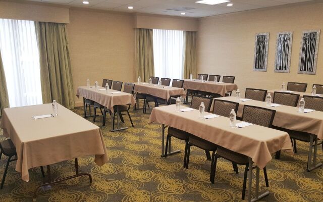 Holiday Inn Express Philadelphia NE - Bensalem by IHG
