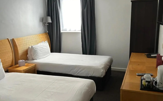 Ramada by Wyndham Oldbury Birmingham