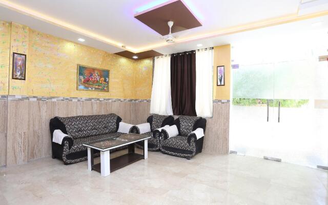 OYO 37540 Hotel govind grand