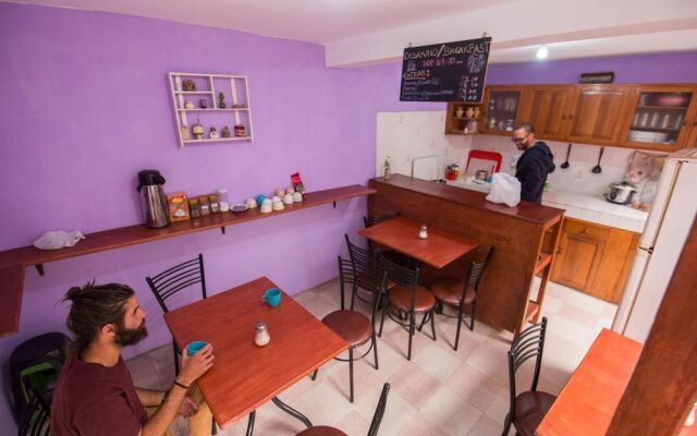 Tupackers Hostel